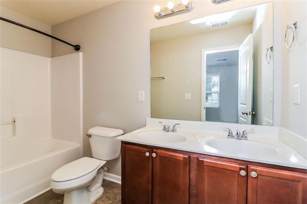 7103 Tanger Boulevard Property Photo 5