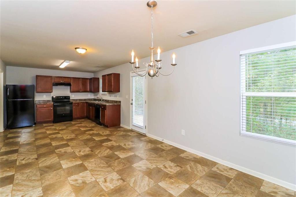 7103 Tanger Boulevard Property Photo 7