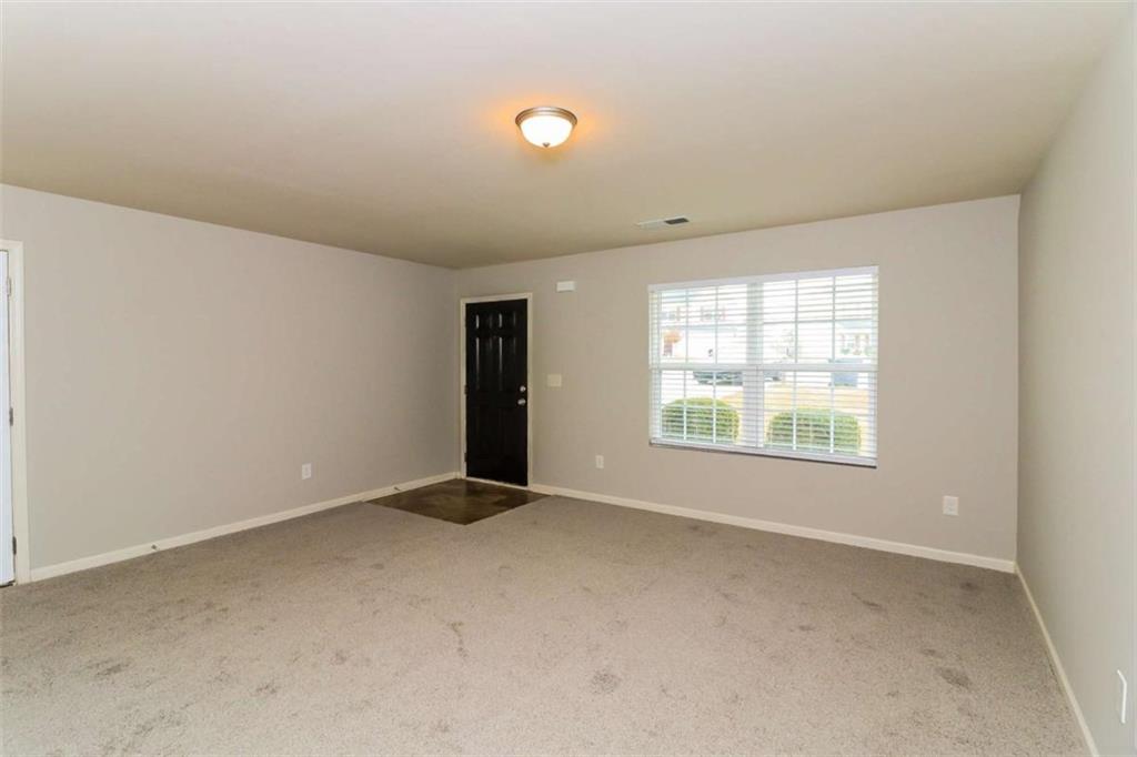 7103 Tanger Boulevard Property Photo 11