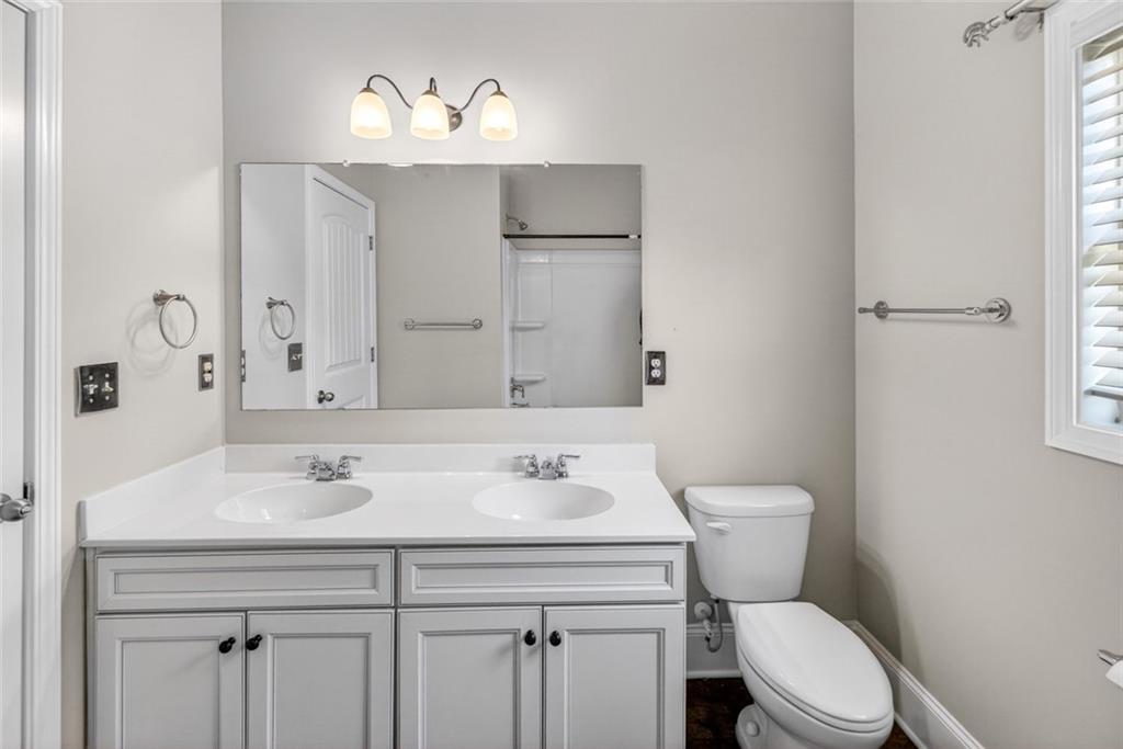 1443 Bourdon Bell Se Property Photo 30