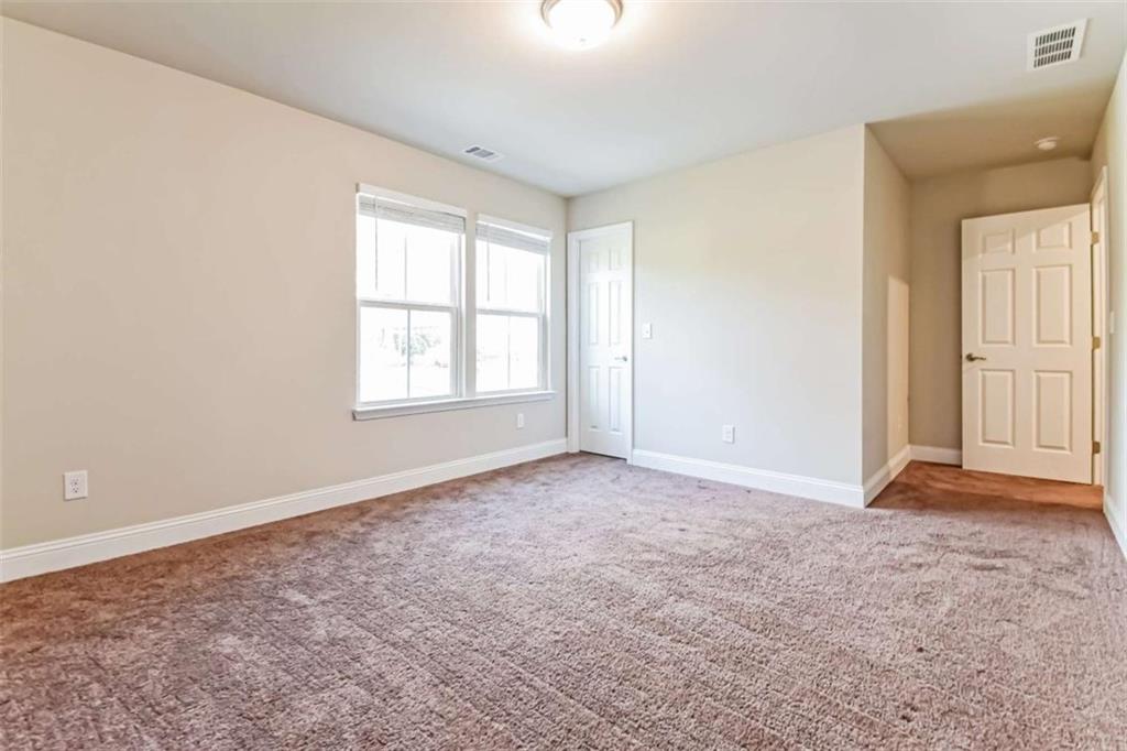 5897 Meadowview Road Property Photo 17