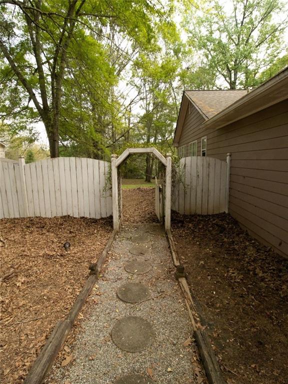 326 Cedar Ridge Drive Property Photo 7
