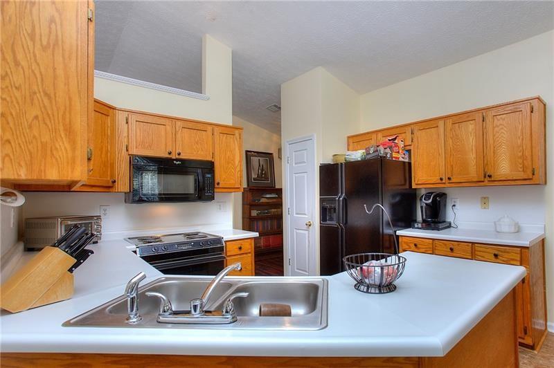 326 Cedar Ridge Drive Property Photo 12