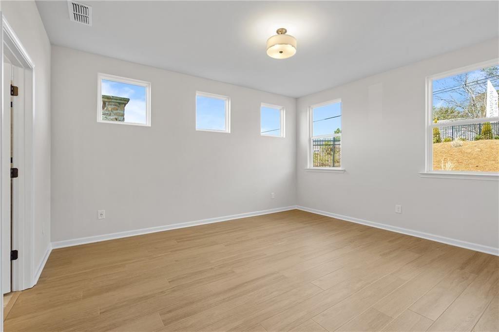 1600 Savory Way Property Photo 13
