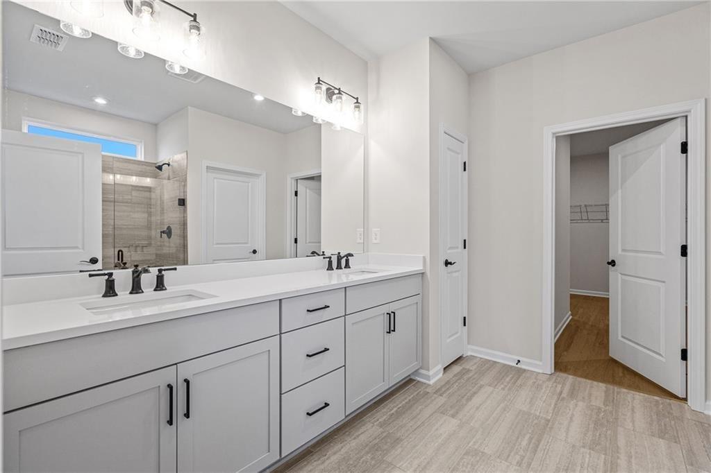 1600 Savory Way Property Photo 15