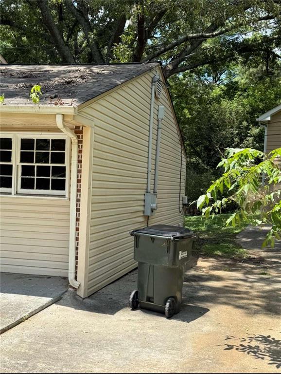 7205 Lakeview Drive Property Photo 4