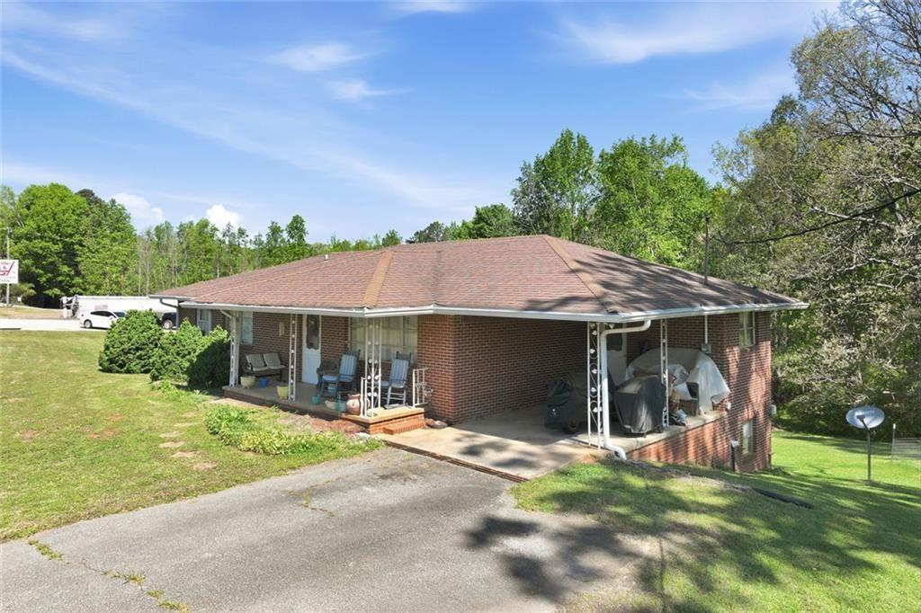 2475 Athens Property Photo 5