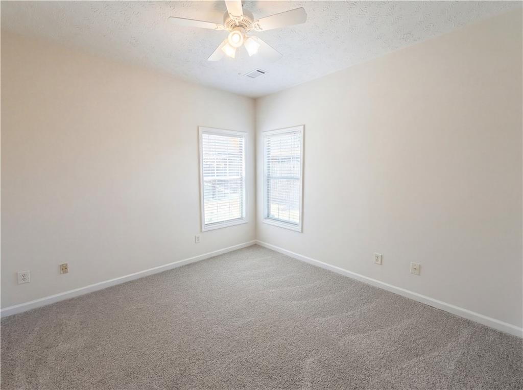 404 Eaglet Court Property Photo 17
