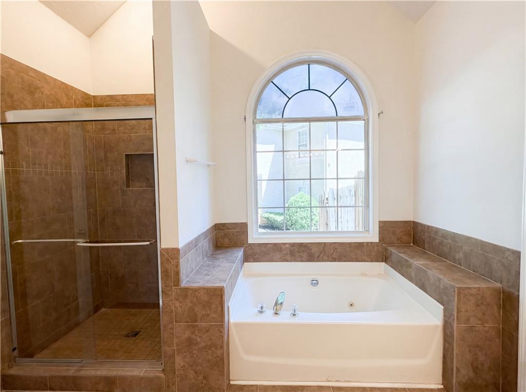 404 Eaglet Court Property Photo 19