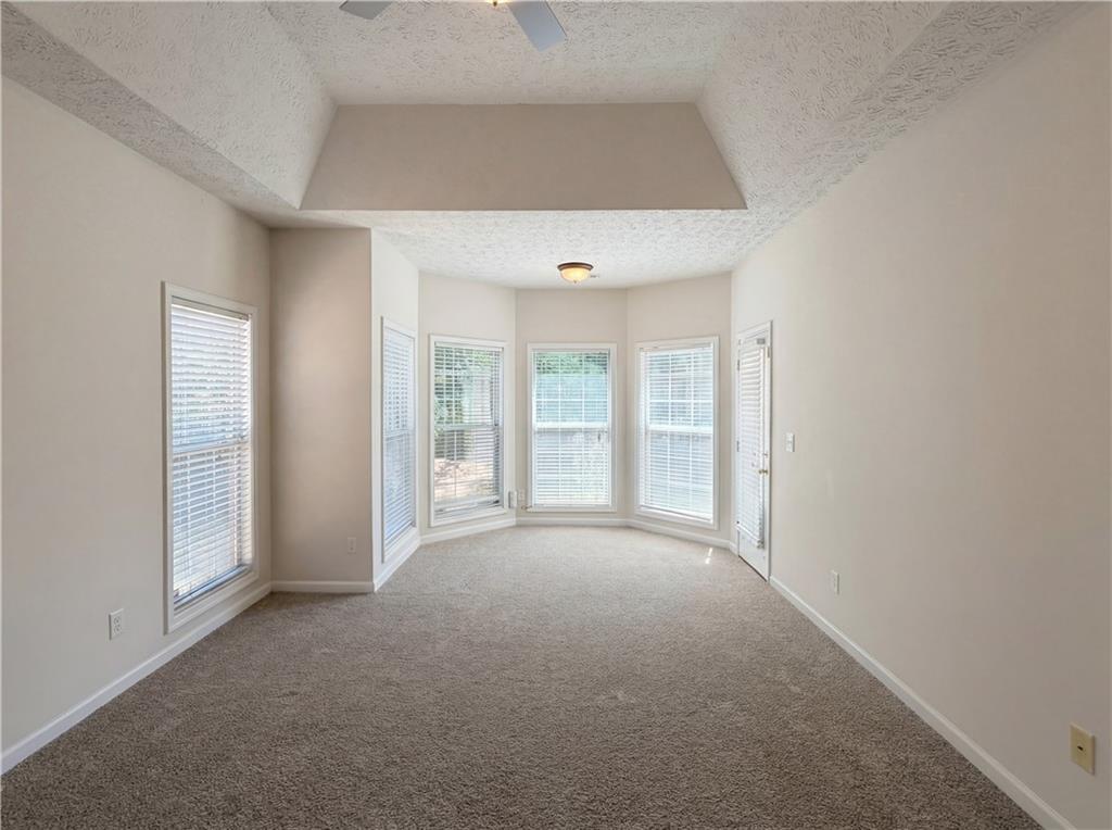404 Eaglet Court Property Photo 23