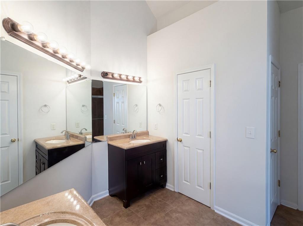 404 Eaglet Court Property Photo 24