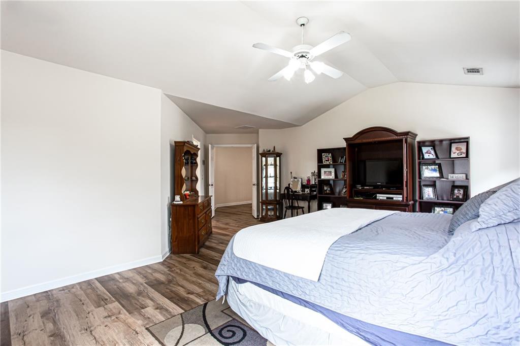 863 Van Briggle Path Property Photo 30