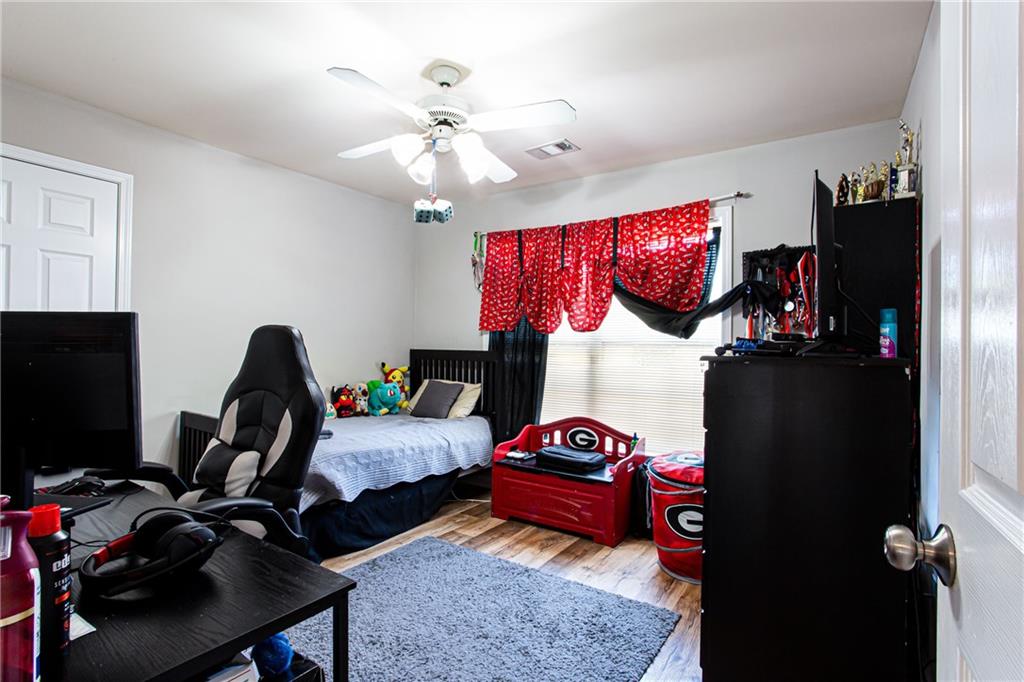 863 Van Briggle Path Property Photo 38