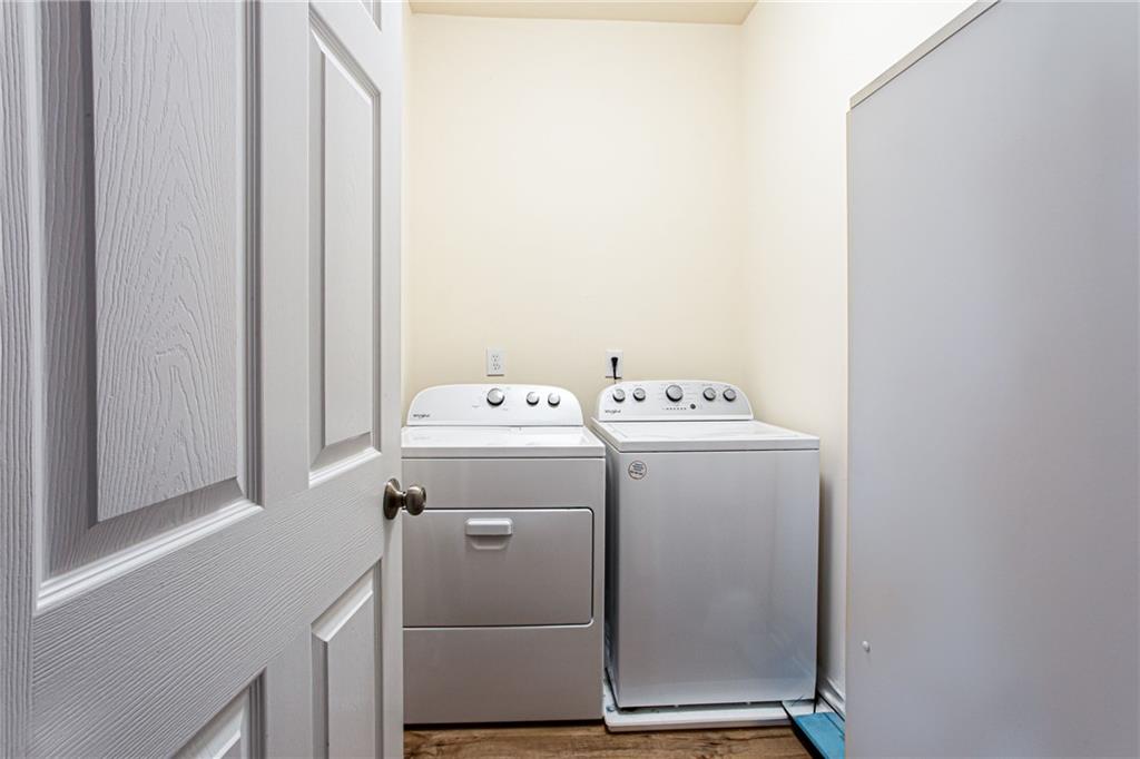 863 Van Briggle Path Property Photo 43
