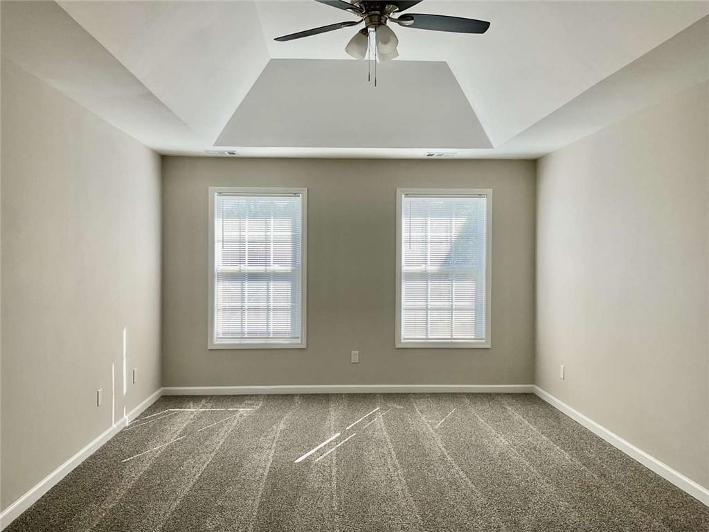 592 Kyles Circle Property Photo 13