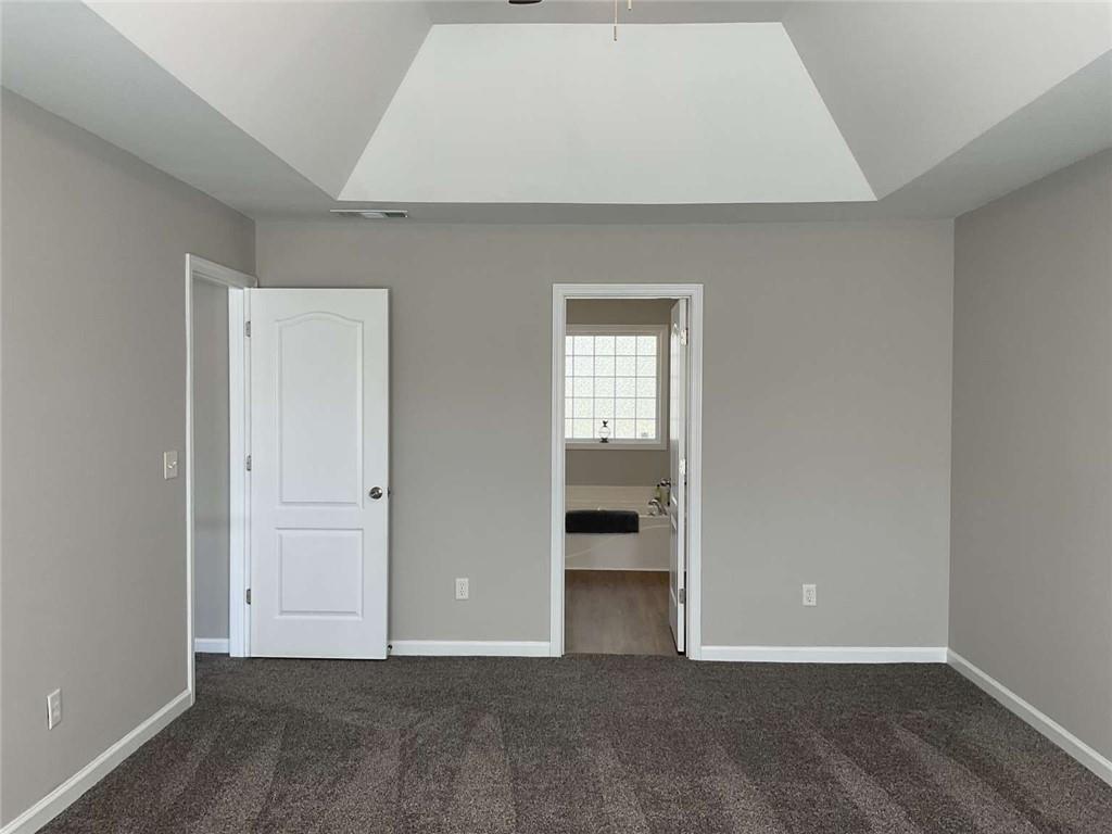 592 Kyles Circle Property Photo 14