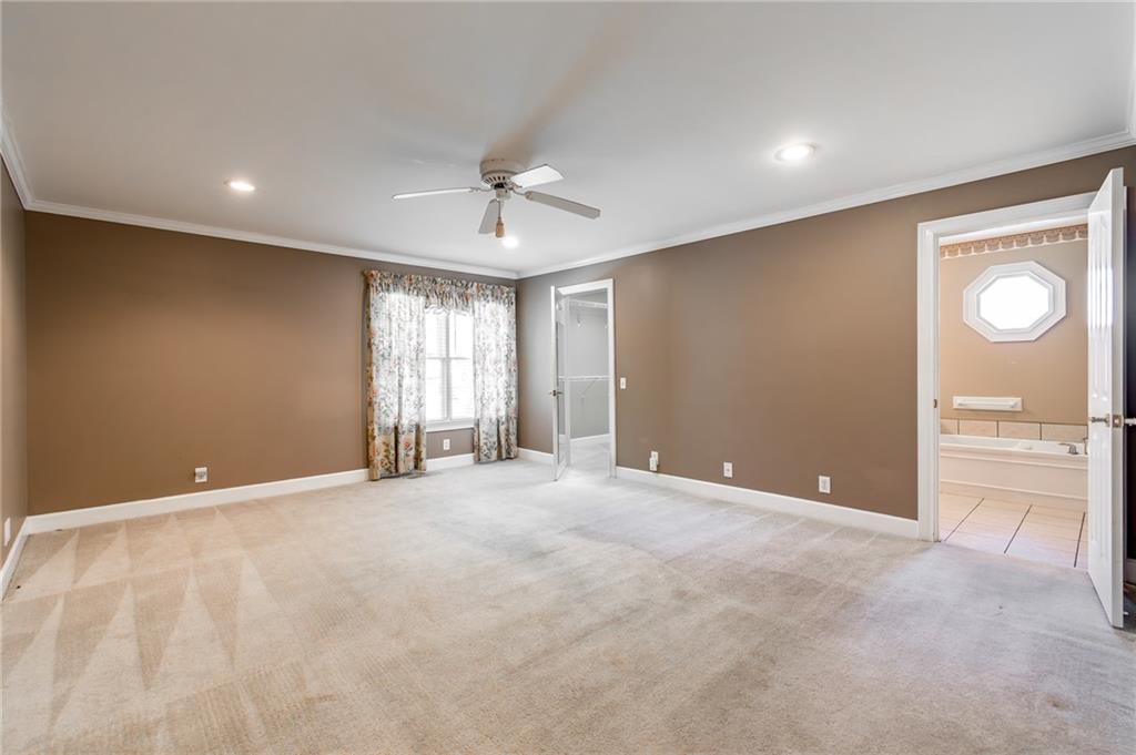 6628 Windvane Point Property Photo 23