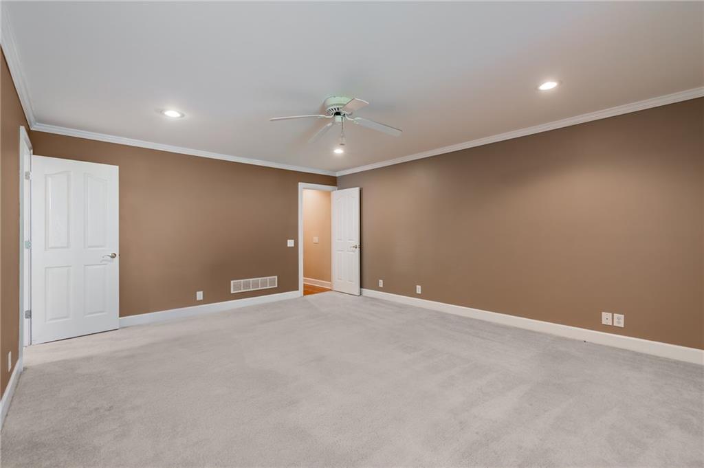 6628 Windvane Point Property Photo 24