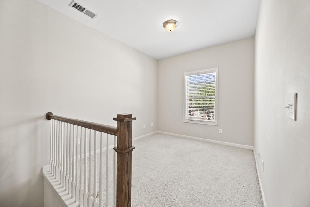 100 Trailside Way Property Photo 13