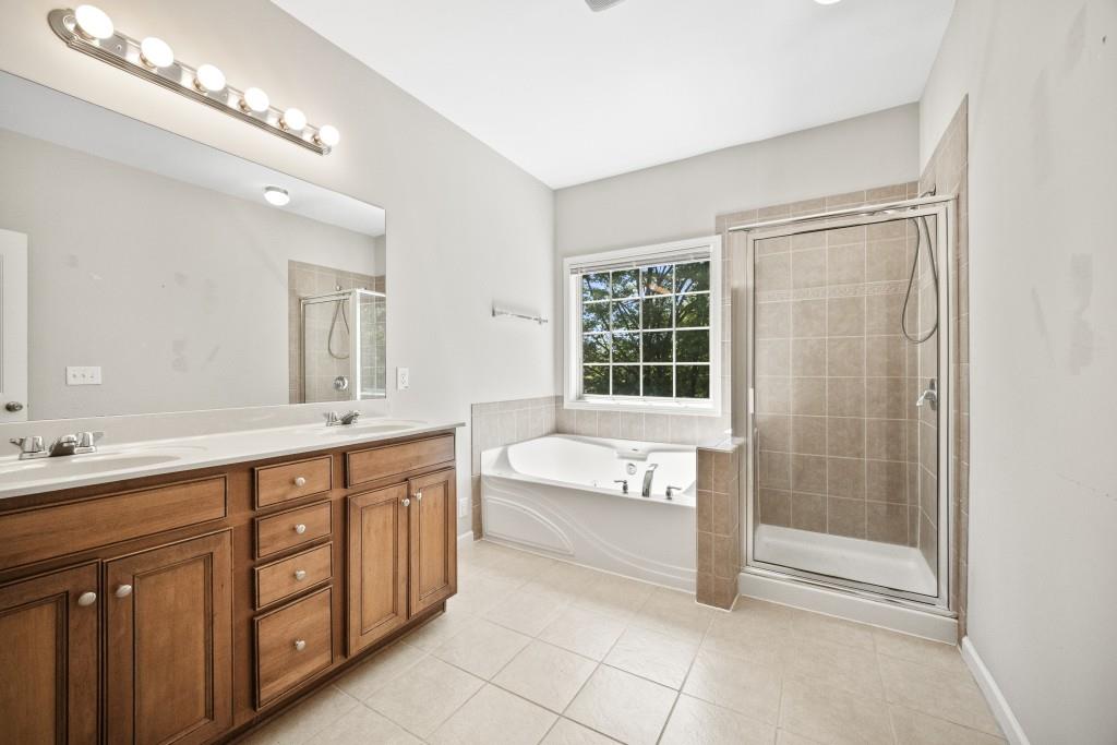 100 Trailside Way Property Photo 17