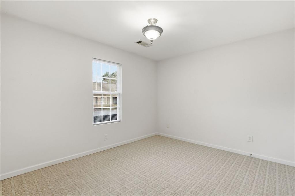 6 Brittany Unit 24 Property Photo 4