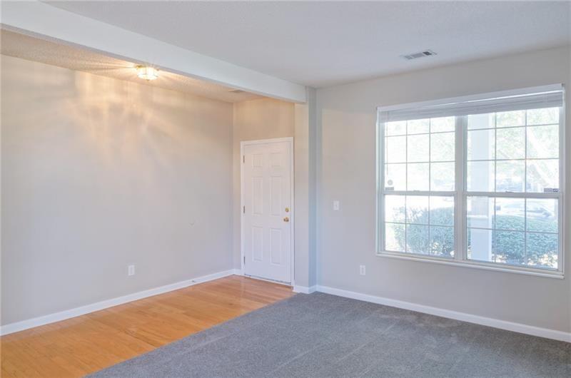 2333 Laurelfield Drive Property Photo 5