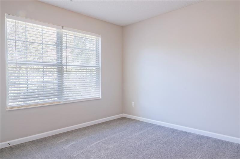 2333 Laurelfield Drive Property Photo 9