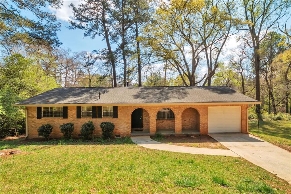 2912 Knollview Drive Property Photo 1