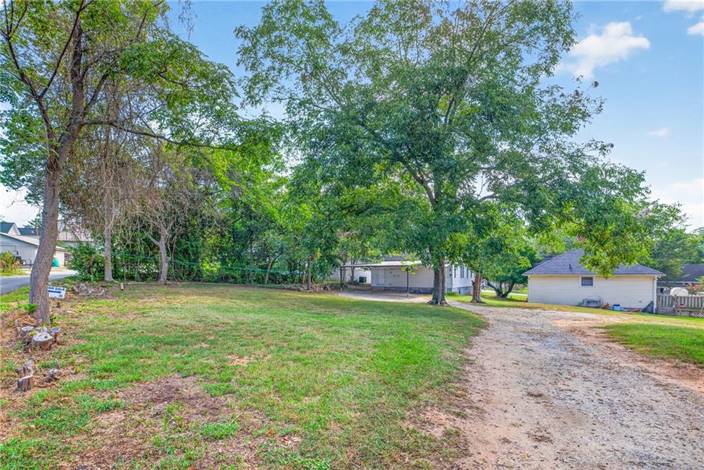 37 Poplar Street Property Photo 69