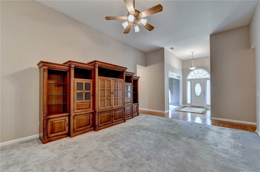8780 Waterside Drive Property Photo 14