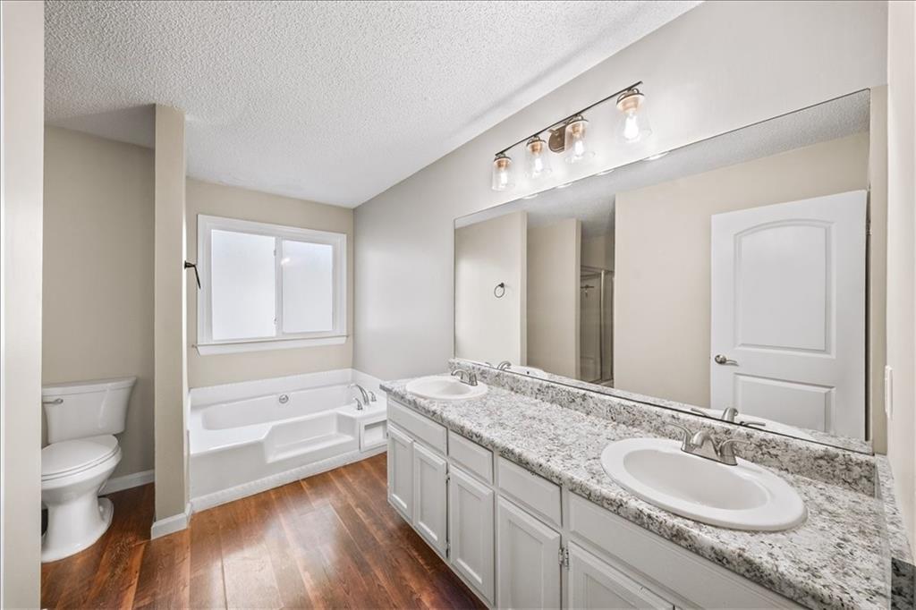 1528 Oakleaf Drive Property Photo 15