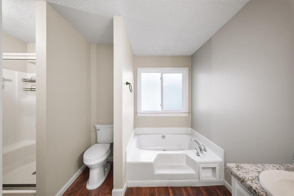 1528 Oakleaf Drive Property Photo 16