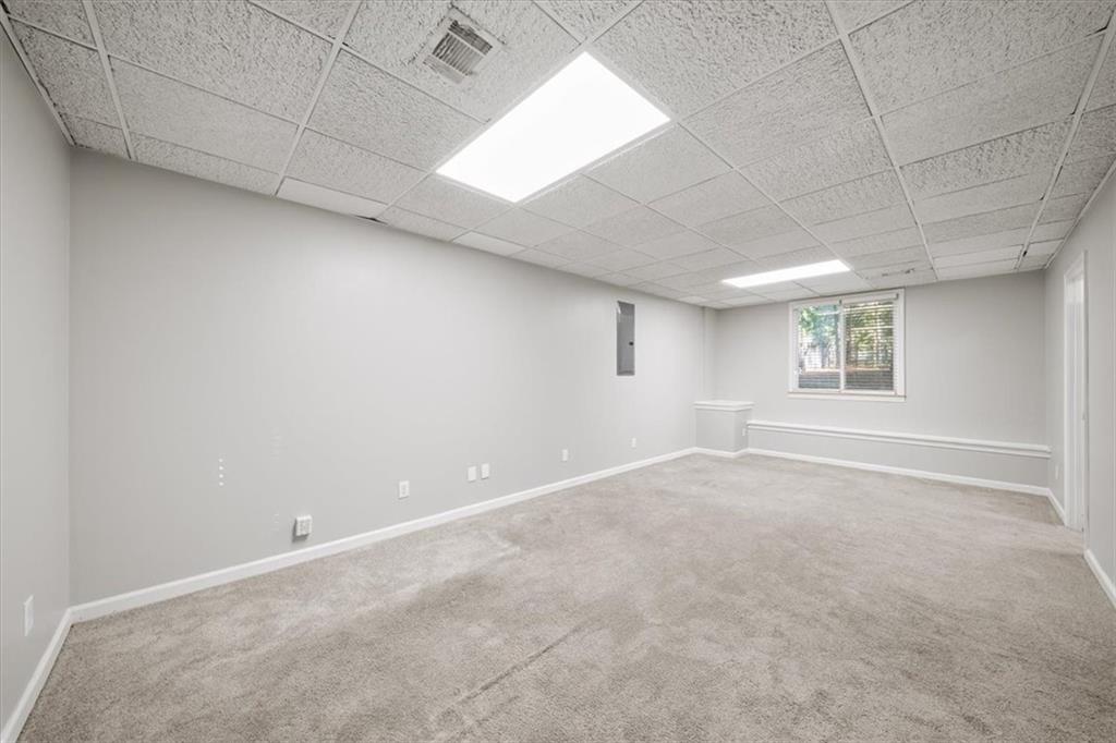 1528 Oakleaf Drive Property Photo 25