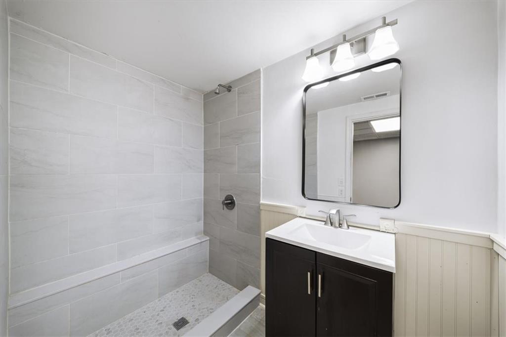 1528 Oakleaf Drive Property Photo 26