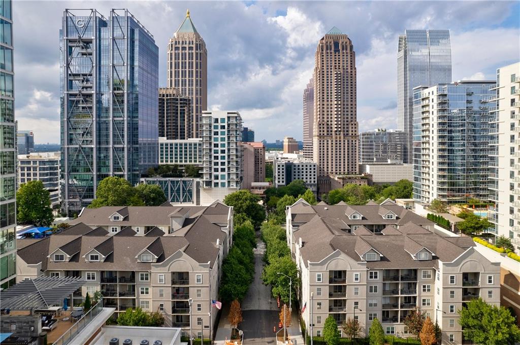 1074 Peachtree Walk Ne Unit B114 Property Photo 1