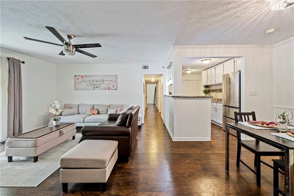 725 Dalrymple Road Unit 5c Property Photo 1