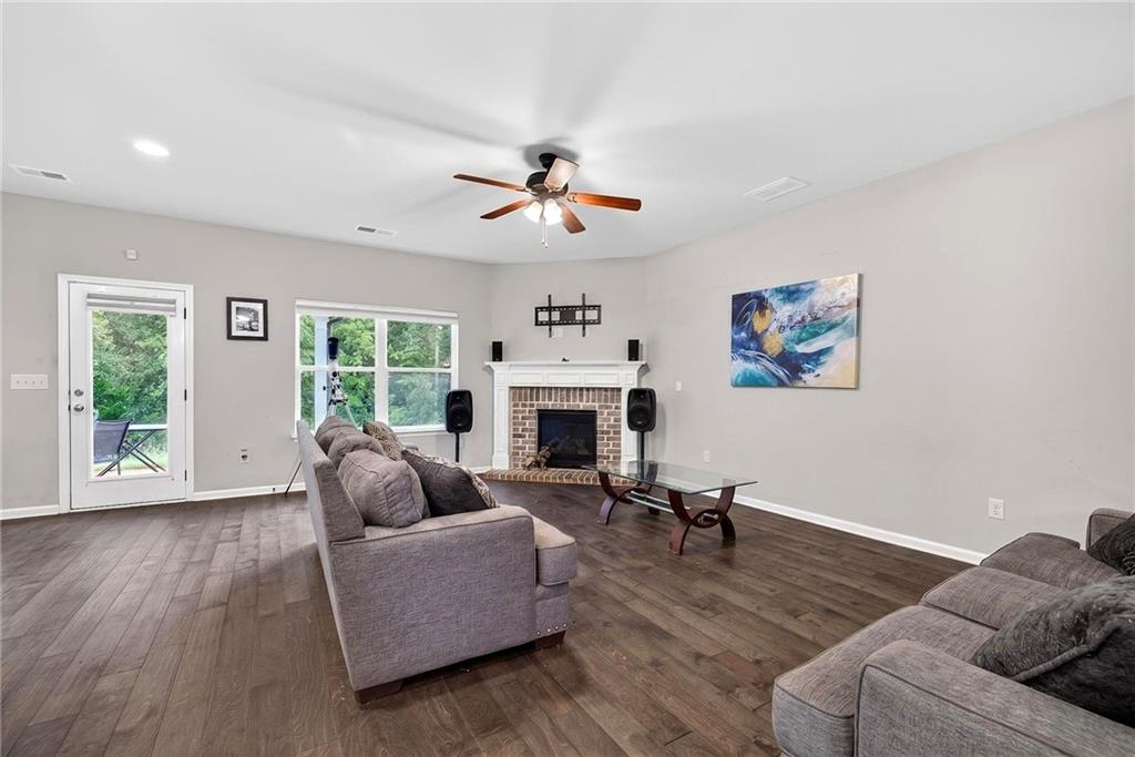 220 Seth Terrace Property Photo 11