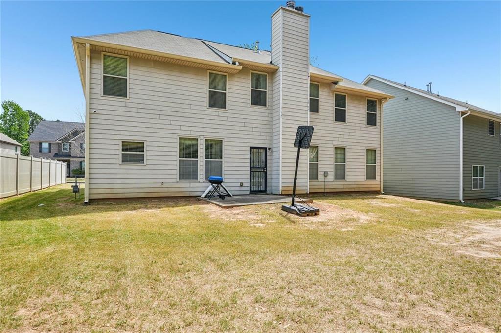 370 Windsor Way Property Photo 33