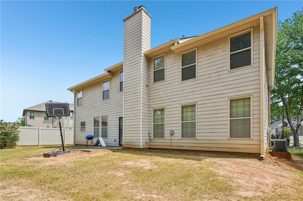 370 Windsor Way Property Photo 34