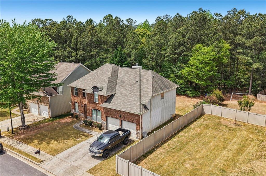 370 Windsor Way Property Photo 42