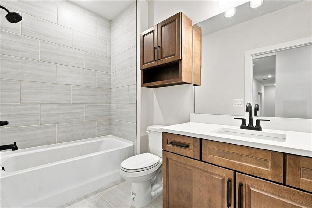 179 Summit View Property Photo 53