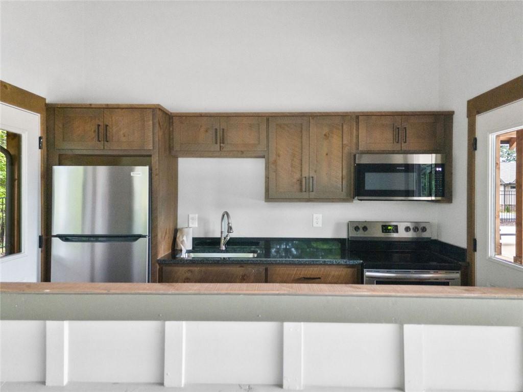 179 Summit View Property Photo 68