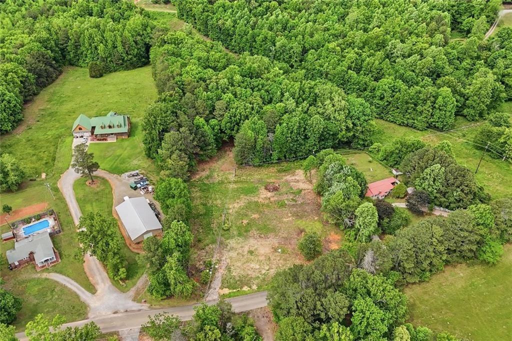 977 Sardis Road Property Photo 3
