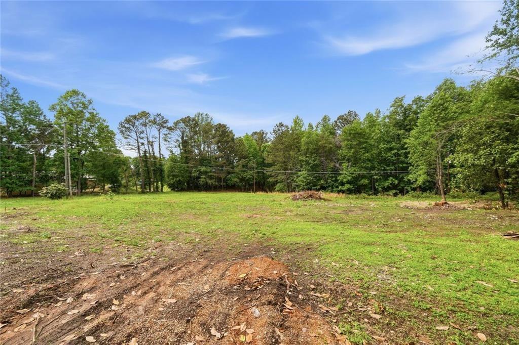 977 Sardis Road Property Photo 8
