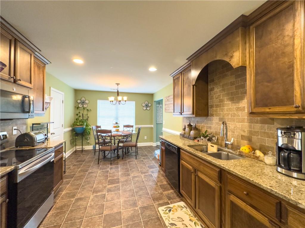 5409 Stepstone Way Property Photo 2