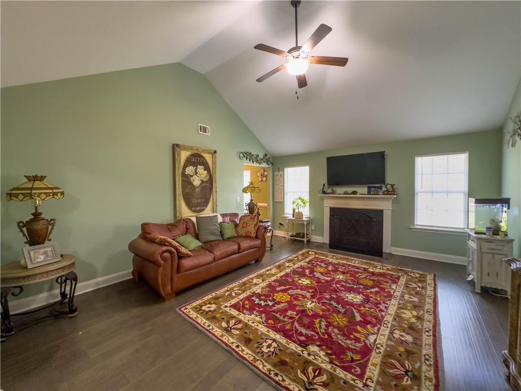 5409 Stepstone Way Property Photo 3
