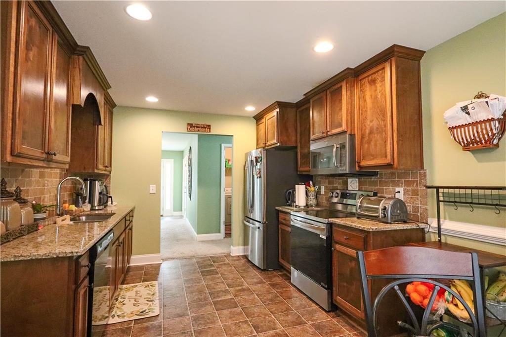 5409 Stepstone Way Property Photo 4