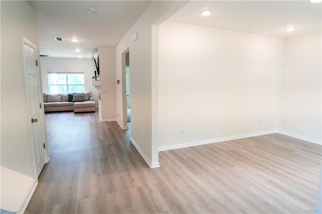 425 Boynton Road Property Photo 13