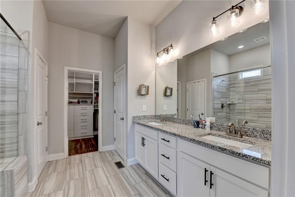1930 Grand Lanier Drive Property Photo 39