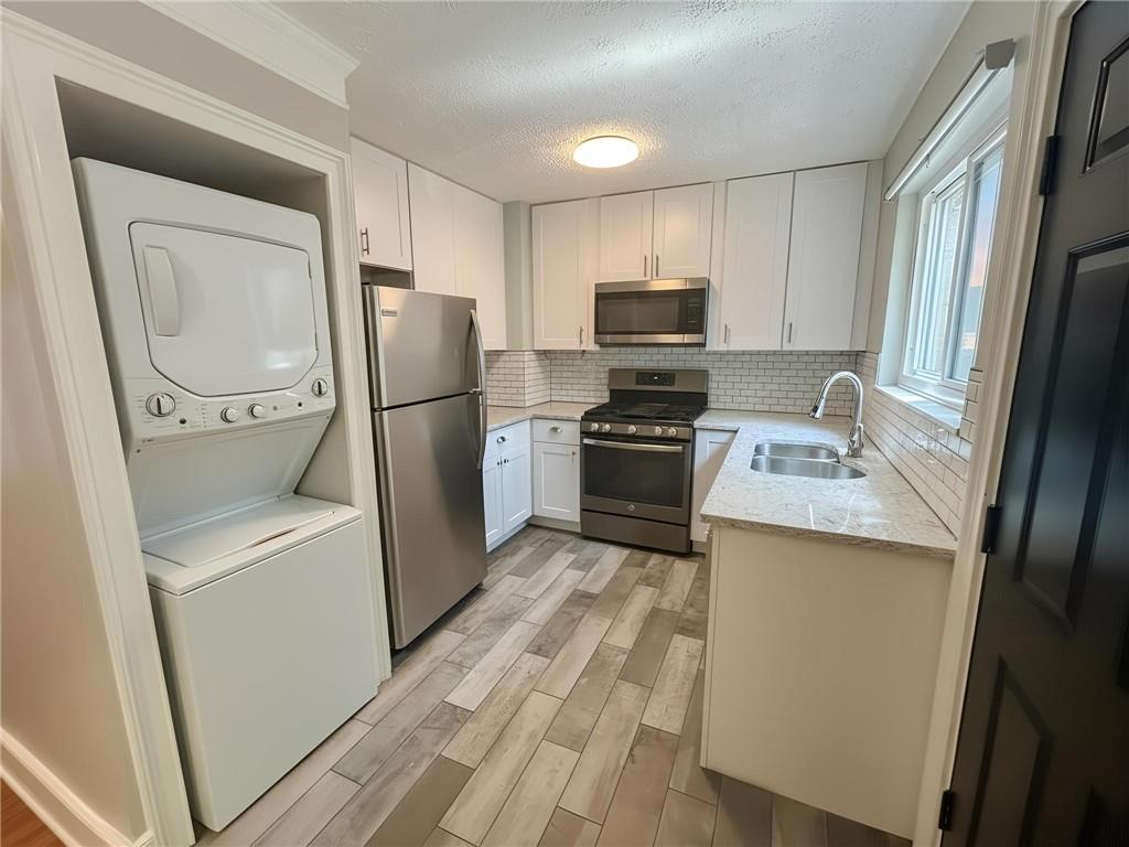 411 10th Street Ne Unit 7 Property Photo 2